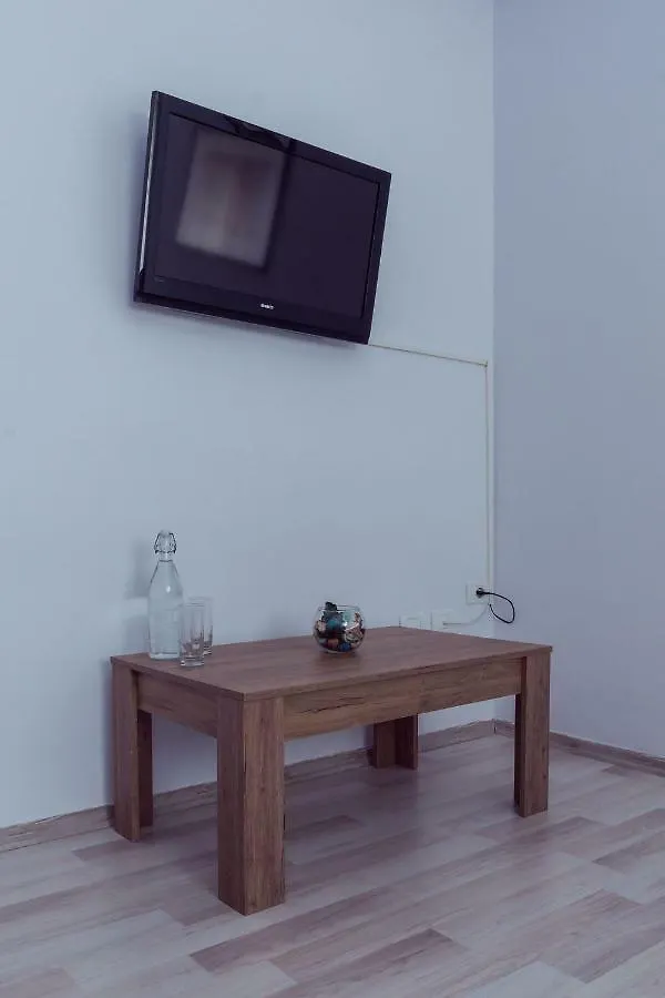 Art Hostel Tirana 0*,